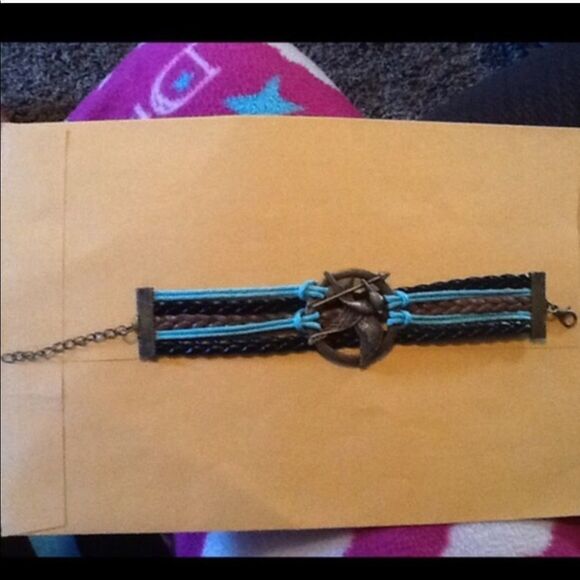 Cord Bracelet  - Picture 2 of 4